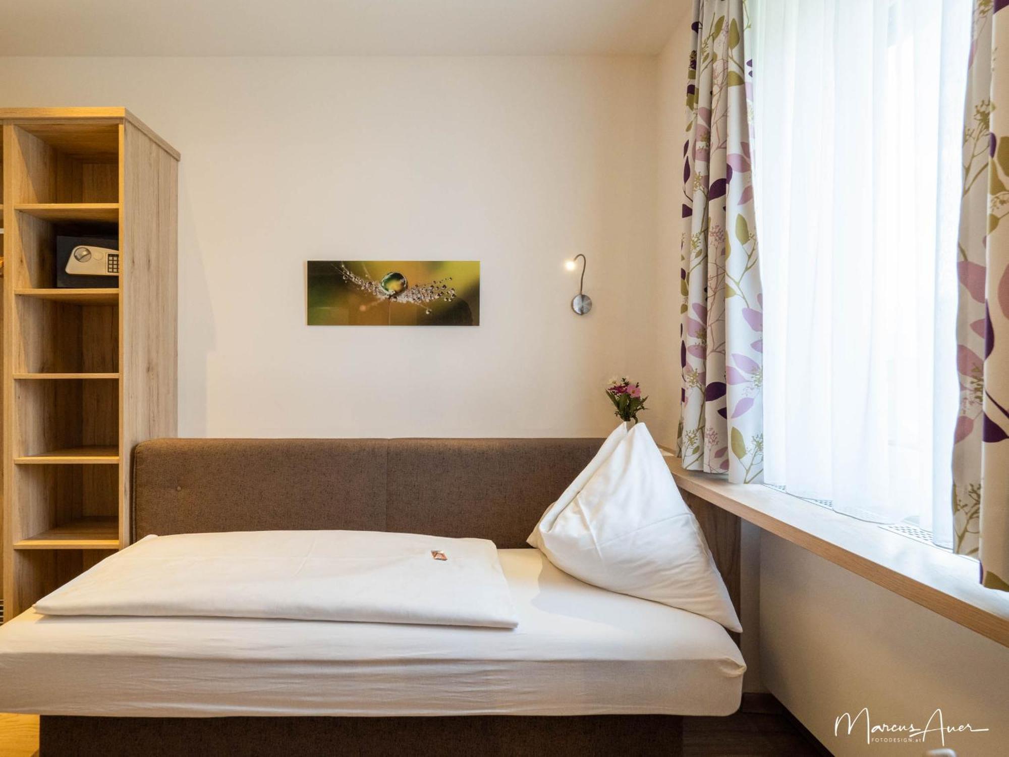 Pension Ehrenfried - Hotel Garni Kindberg Phòng bức ảnh