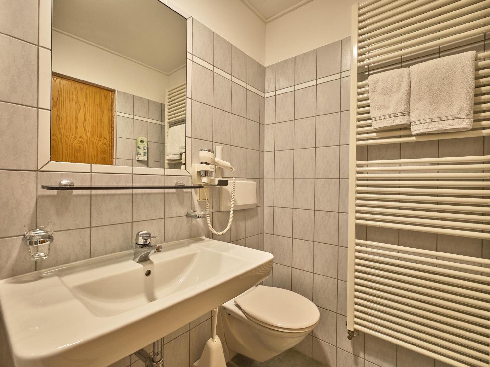Pension Ehrenfried - Hotel Garni Kindberg Phòng bức ảnh